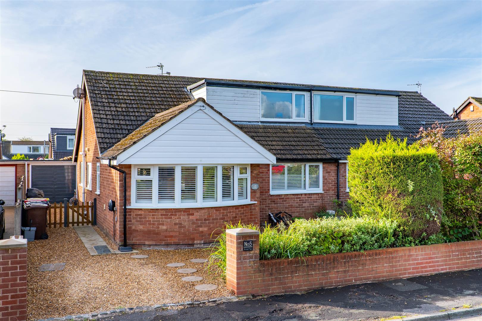 3 bed property in Broadfield, Preston